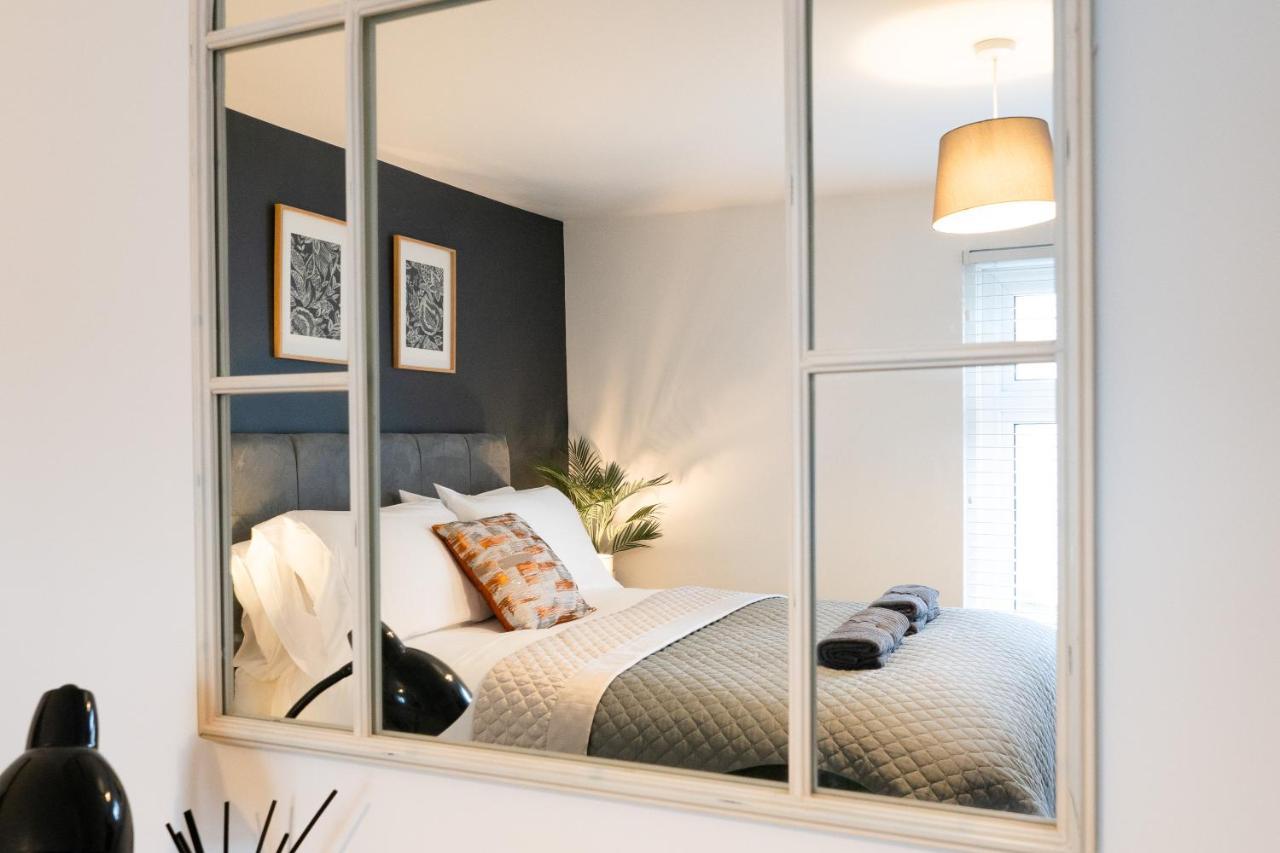Stunning 2-Bedroom Home In City Centre With Wi-Fi! Royal Tunbridge Wells Exterior foto