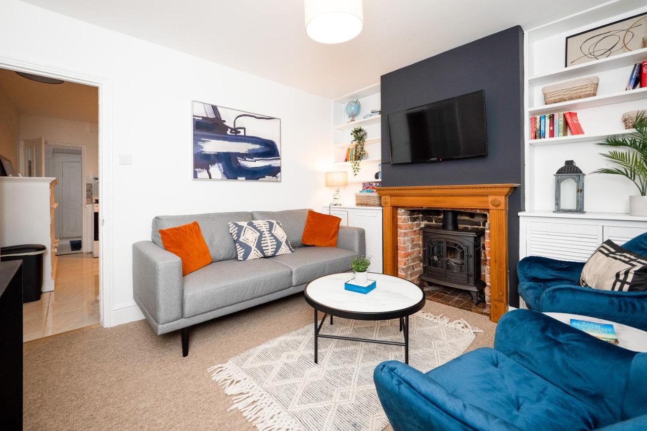 Stunning 2-Bedroom Home In City Centre With Wi-Fi! Royal Tunbridge Wells Exterior foto